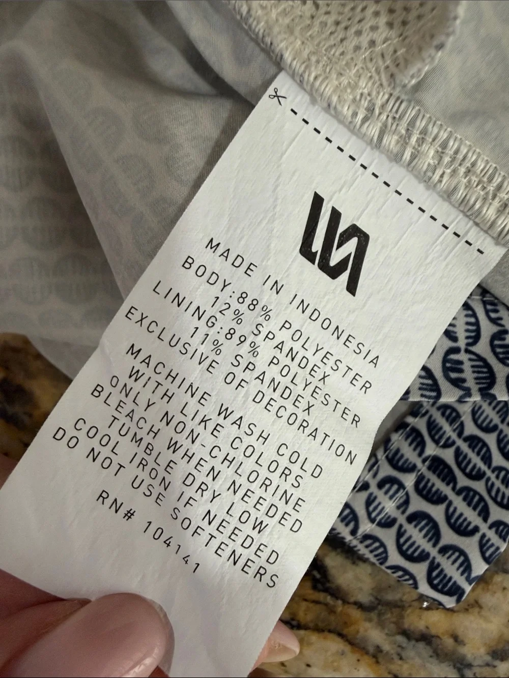 VRST Men’s Lined Performance Swim Trunks Gray Navy Print Size Large 5” Shorts
